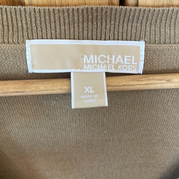 Michael Michael Kors V-Neck Sweater - Picture 2 of 6